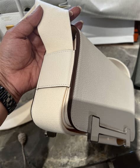 Up Close and Personal with the Hermès Geta Bag